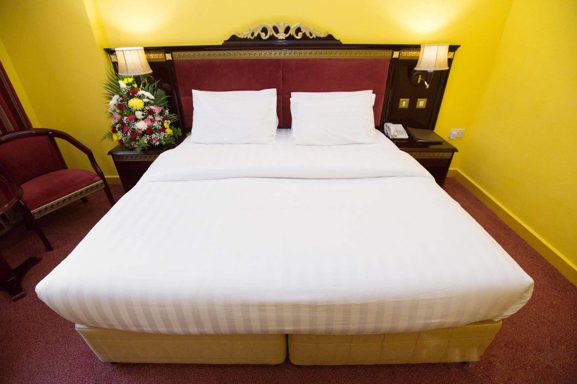 Comfort Inn Hotel Deira Dubai Oda fotoğraf